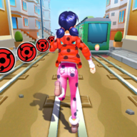 地铁女孩跑酷最新版手游